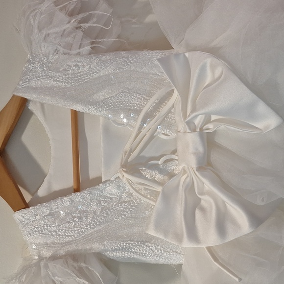 Handmade flower girl's dress - Picture 7 of 7